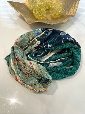 Bohemian pattern scarf